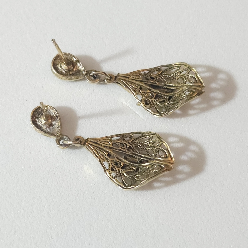 Vintage Gold Plated Butterfly & Leaf Filigree Dangle Earrings - Picture 3 of 13